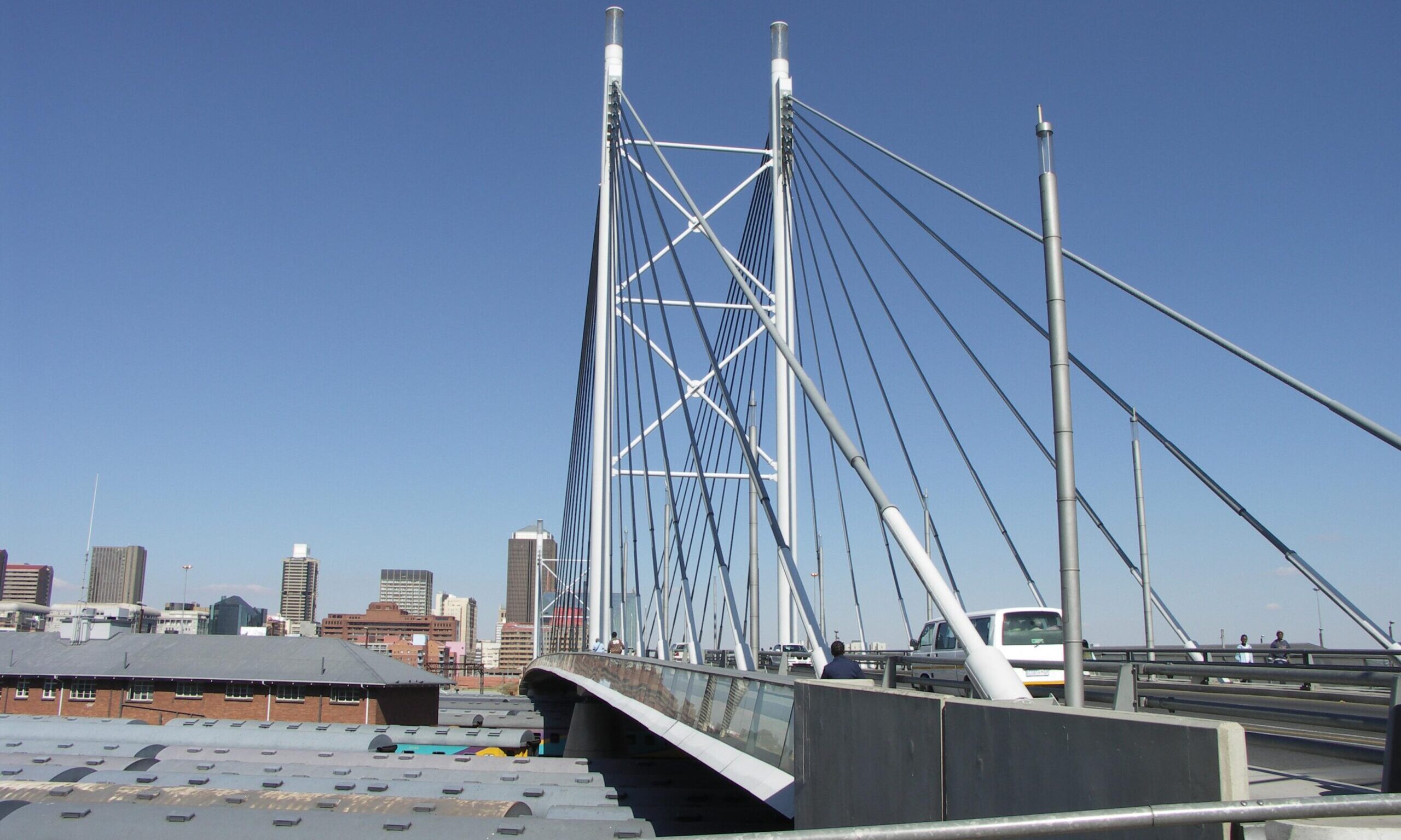 The Advantages of Stainless Steel Raw Materials in Bridge Construction