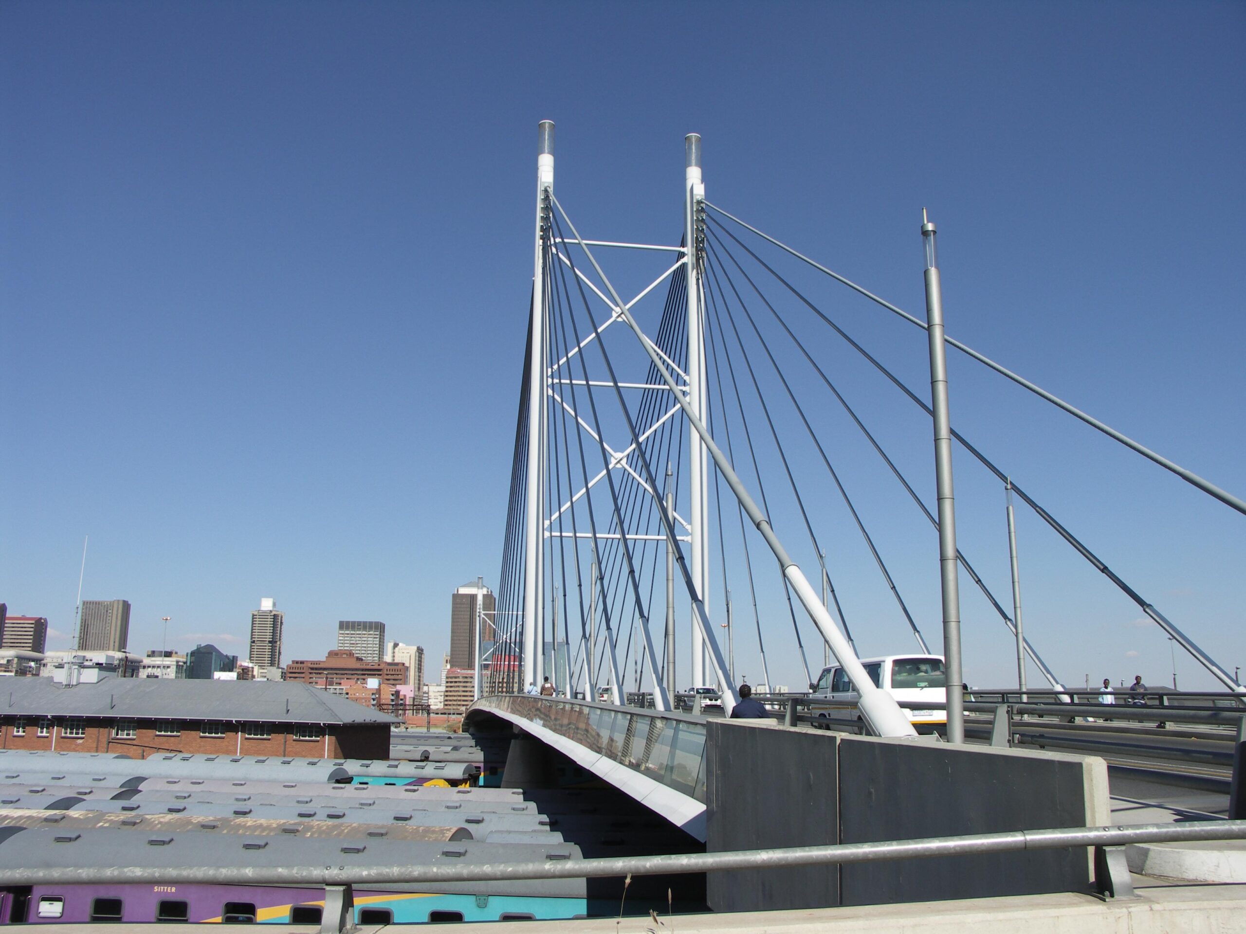 The Advantages of Stainless Steel Raw Materials in Bridge Construction